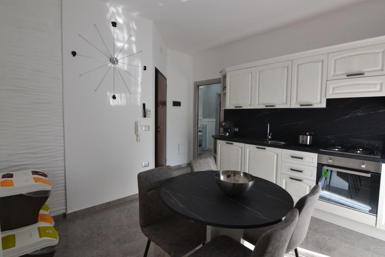 Silver Apartment